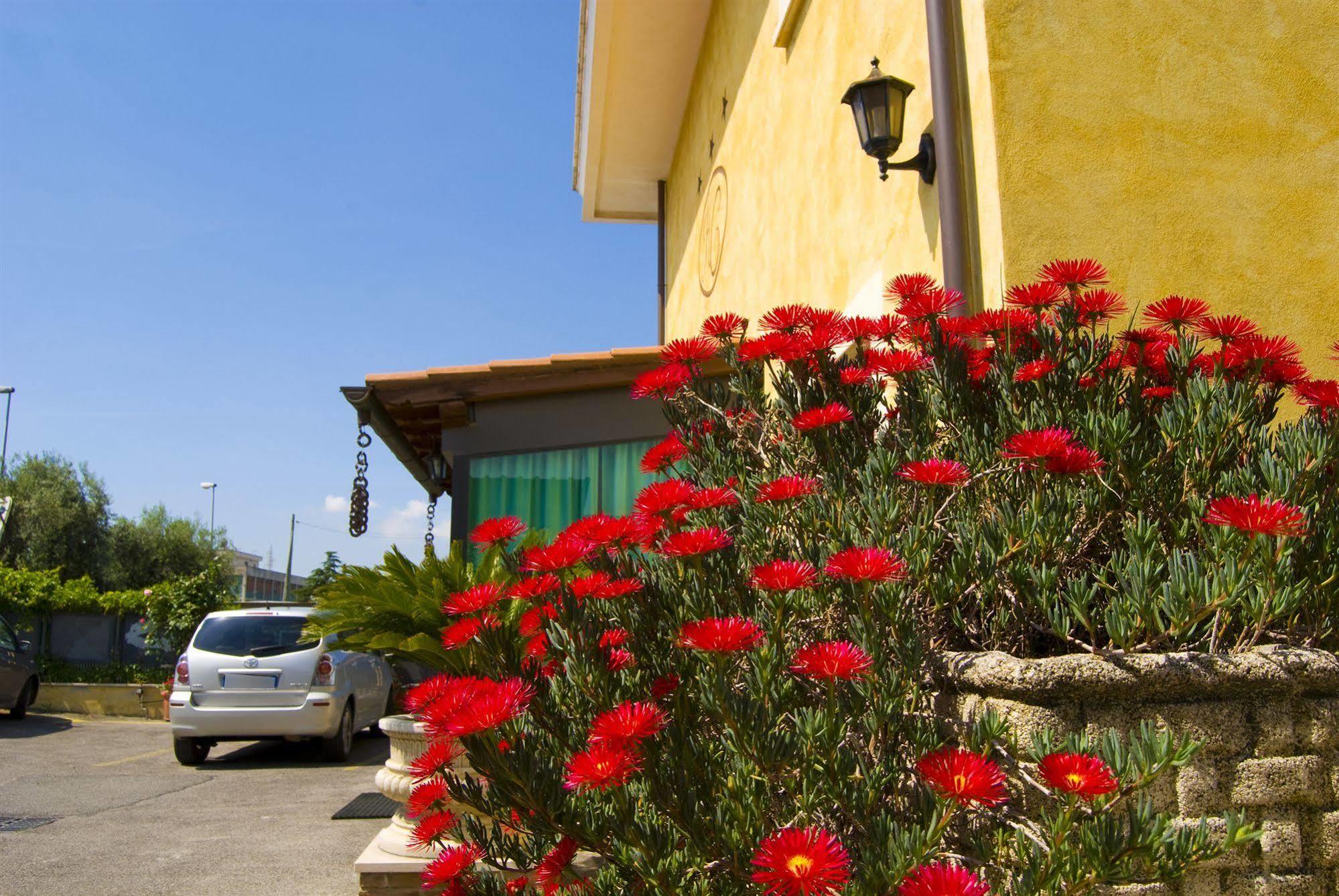 Hotel California Ariccia Exterior foto